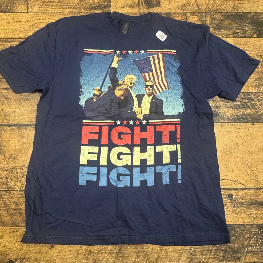 Gildan Softstyle Mens XL Fight Trump American Flag Graphic T Shirt‎ Navy Blue